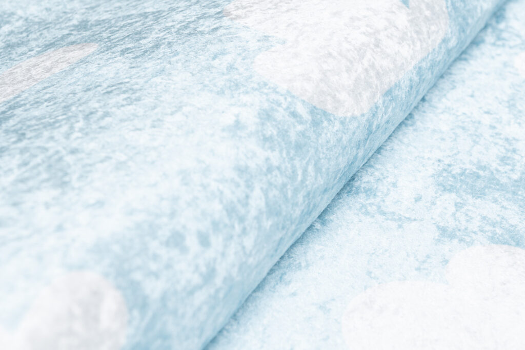 Vloerkleed Emma Kinderkamer Licht Blauw Wolken Antislip