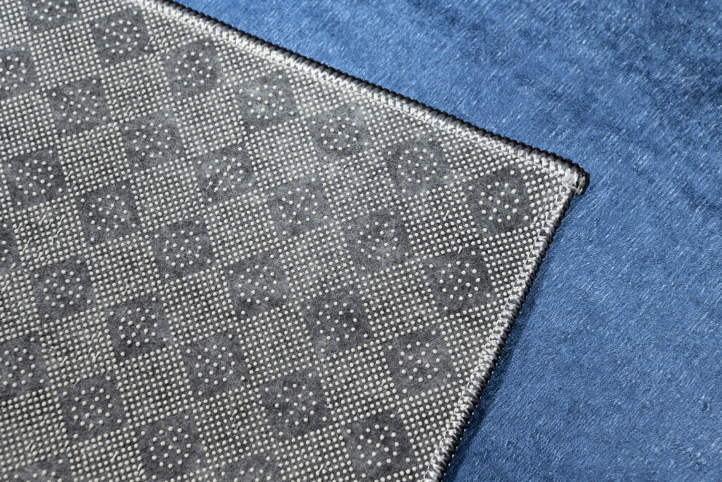 Vloerkleed Emma Antislip Wasbaar Marineblauw Game Over