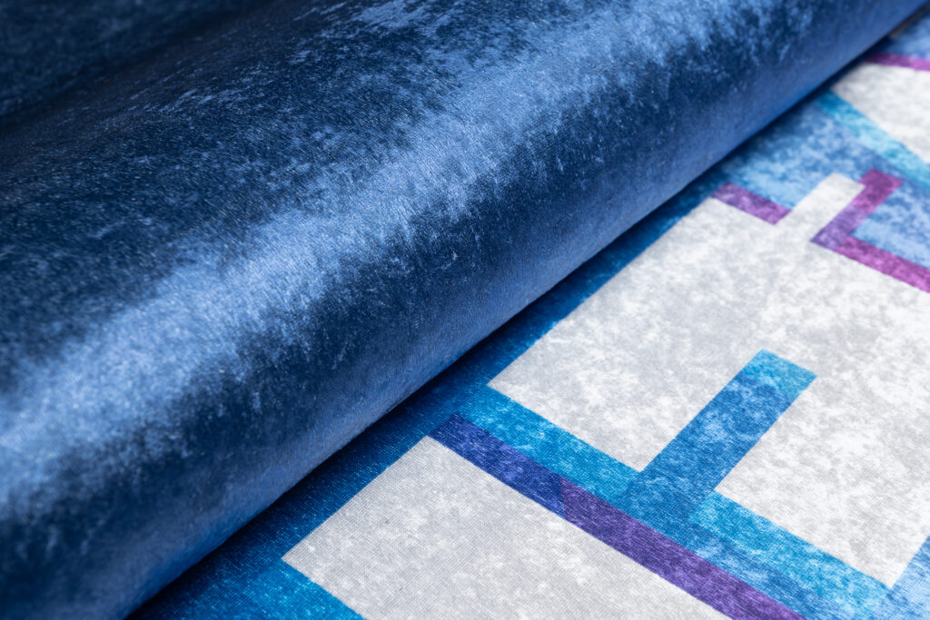 Vloerkleed Emma Antislip Wasbaar Marineblauw Game Over