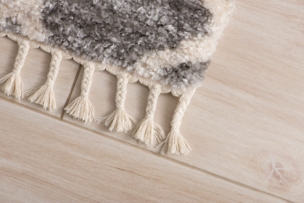Vloerkleed Versay Fringes Donkergrijs Boho Kwastjes Duurzaam