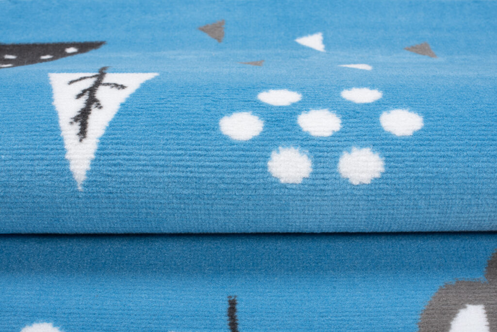 Vloerkleed Jolly Beer Wolken Blauw Trendy Woonsfeer